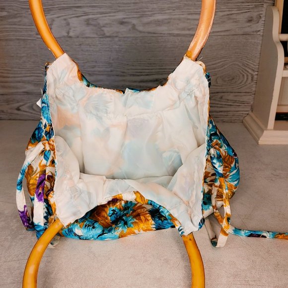 Handbag with wooden handle - Picture 2 of 4